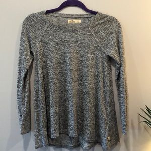 Hollister loose long sleeved gray tee